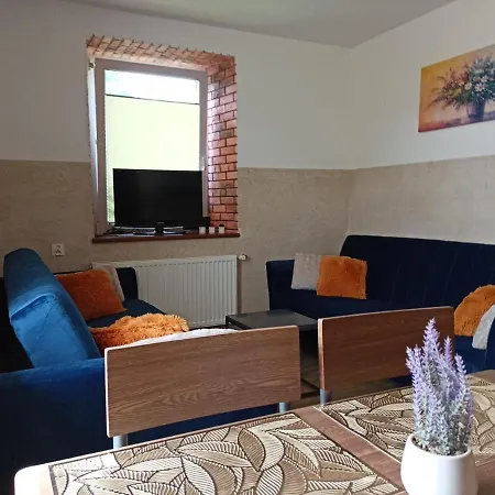 Apartament Nad Lochami شقة